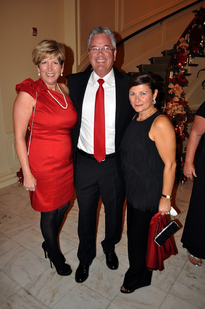 Carol and Michael Pleas with Luisa Goldman
