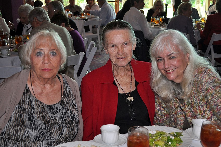 Marlene Helfrich, Helen Burrill and Annie Kellis