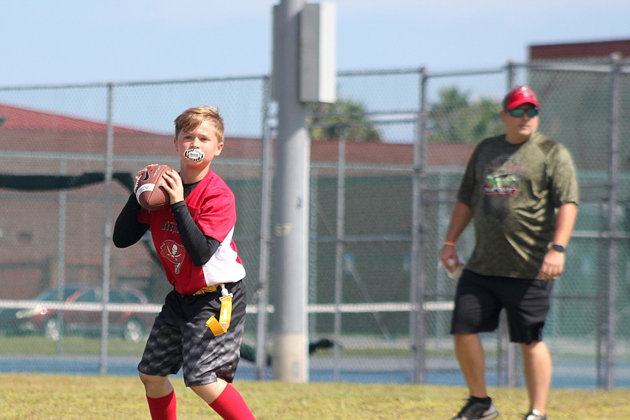 Mad Dog Sports Flag Football - An NFL FLAG League