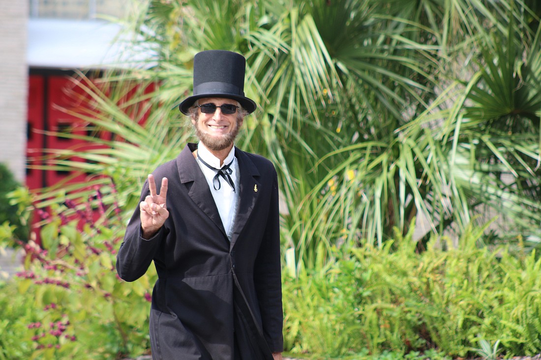 Lew Welge, dressed as Abraham Lincoln, made an appearance during OMAM's Veteran's Day event in 2021. File photo