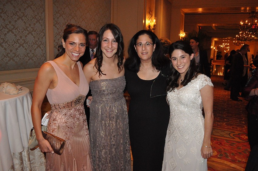 Gina Benderson, Rachel Berkun, Lori Benderson and Sarah Benderson