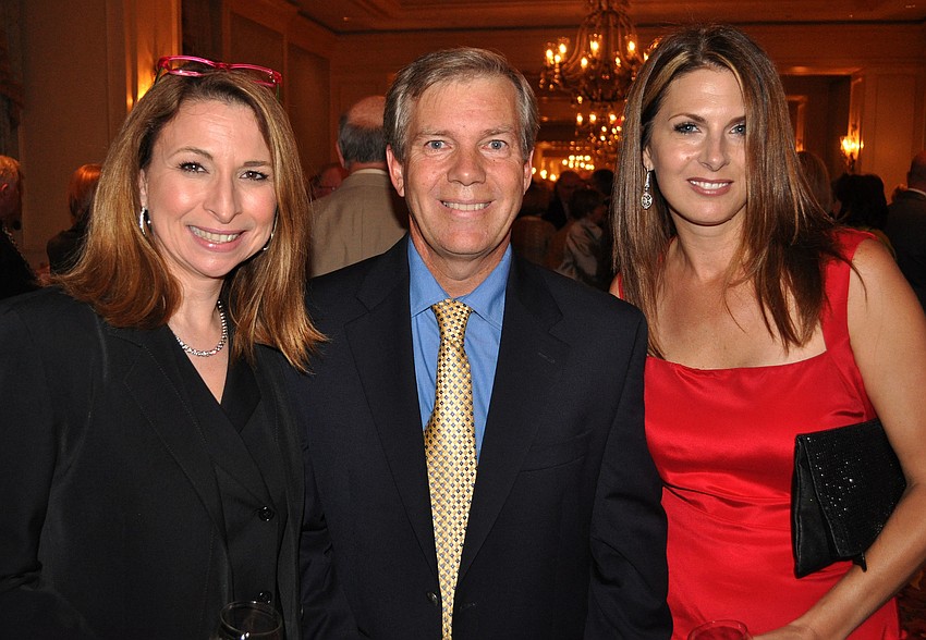 Genevieve Bos, David Sessions and Victoria DeRosier