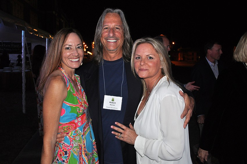 Valerie Leatherwood with Robert and Shannon Warren