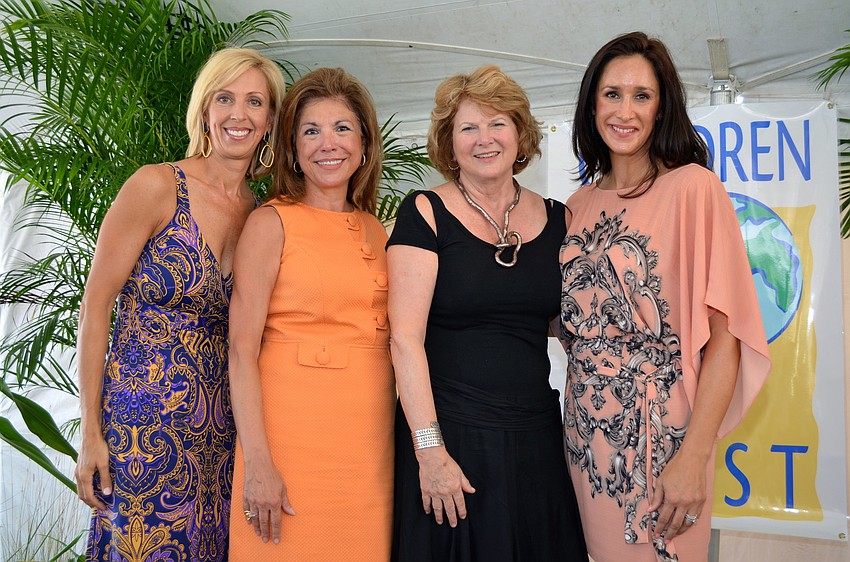 Co-Chairwomen Leslie Jones, Denise Mei, Jo Rutstein and Kelly Quigley