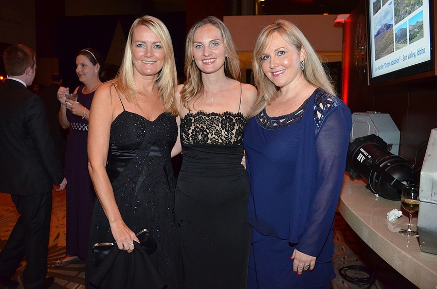 Jelena DiGiovanni, Sydney Gruters and Lyn 
Purmort