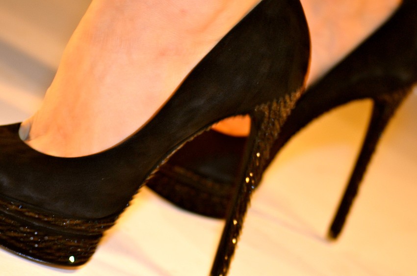 Models walked the runway in the latest styles from Saks Fifth Avenue.