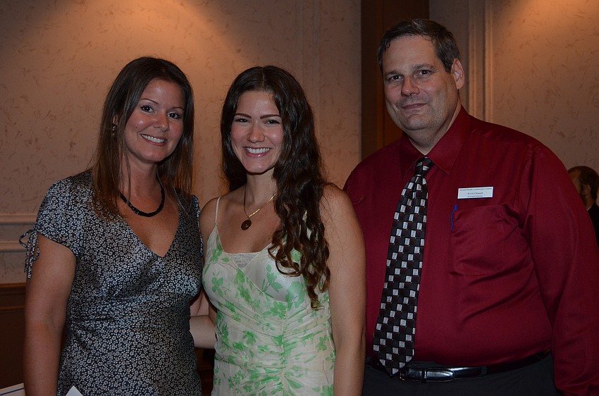 Mandy Feldmann, Yasminni Maia and Kevin Chinault