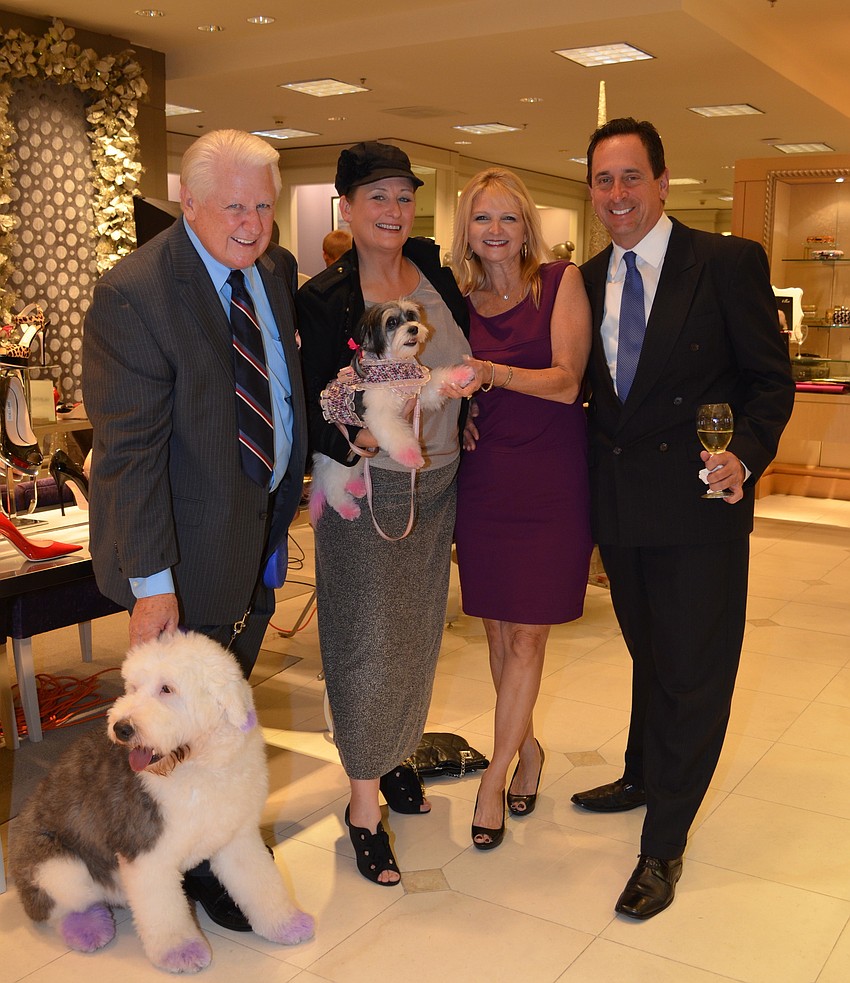 John and Holly Hill with Gucci and Lilâ€™Bit, Julie Hunnel and Eric Peters