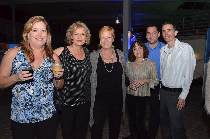 Roxann Jackson, Marsha Vezin, Donna Jackson, Kathy Banister, Ray Font and R.J. Smith