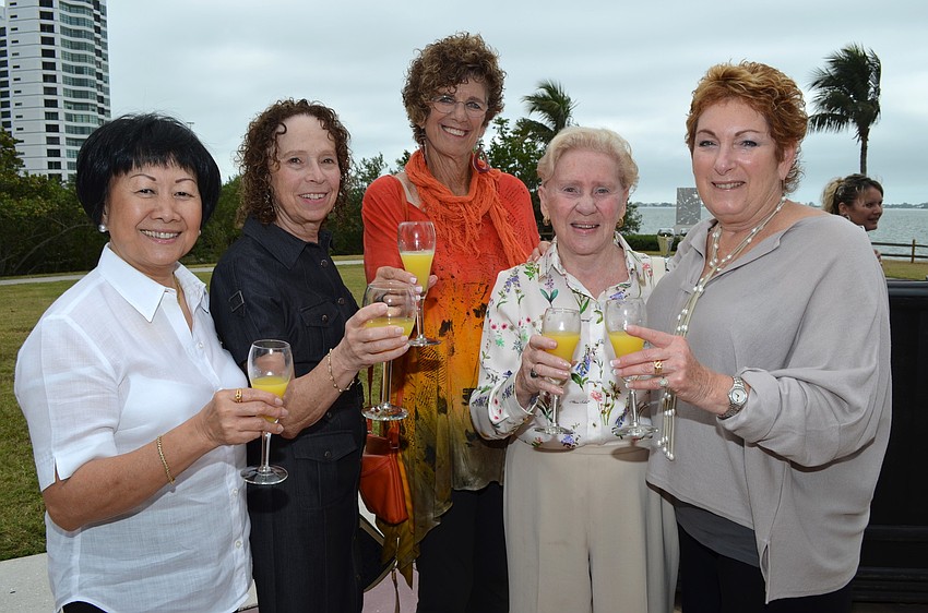 Tessie Jose, Joanne Kahn, Nancy 
Kane, Claudine Siegel and Arlene Skversky