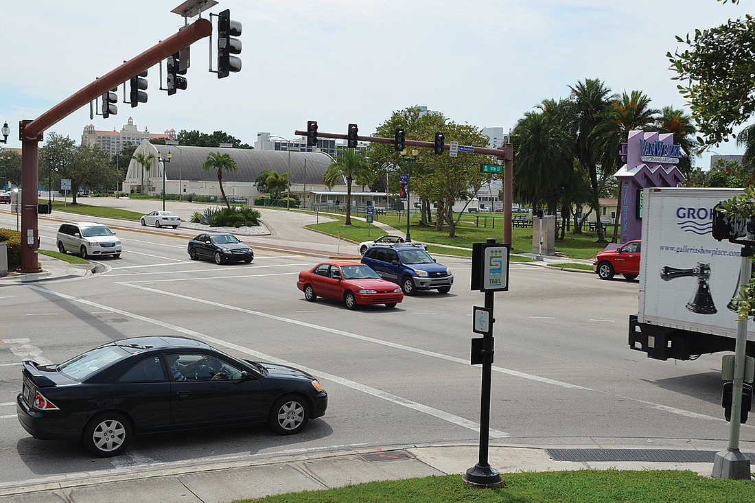 The intersection at 10th Street and U.S. 41 is one of the first that will see a roundabout as part of a $100 million project to add the features along the bayfront.Ã‚Â