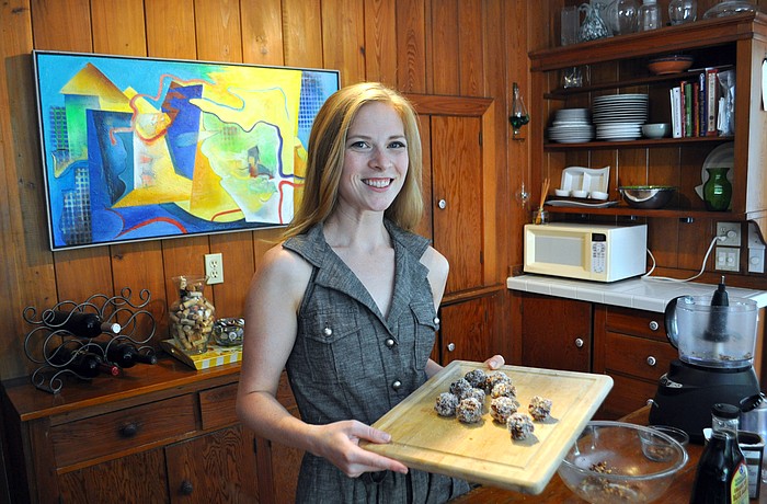 This week, Colleen Yuskaitis shares a quick and easy recipe for a vegan-friendly, high-protein snack that you can take on the go.