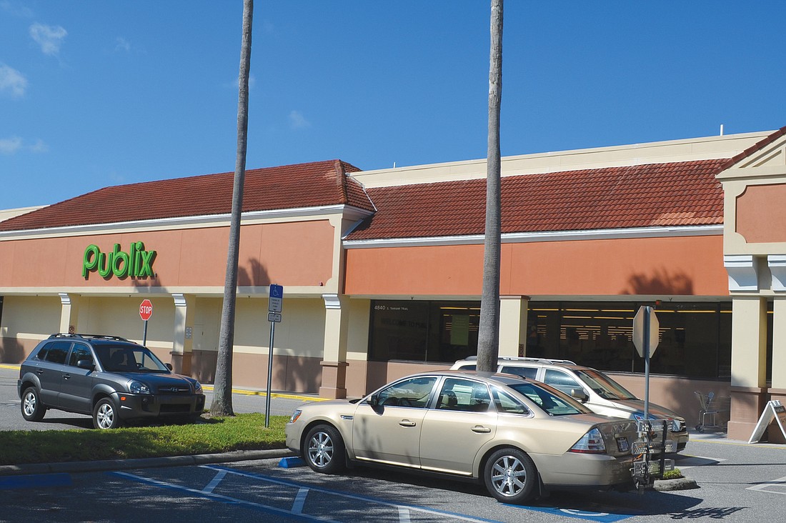 Storeowners rely on the customer spillover from Publix, and they hope a $1.5 million remodel will draw more customers to the plazaÃ¢â‚¬â„¢s anchor store.