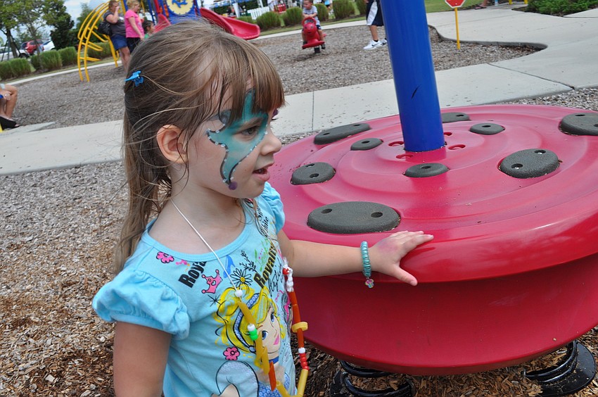 Liz Bentze, 3, ran as quickly as she could.