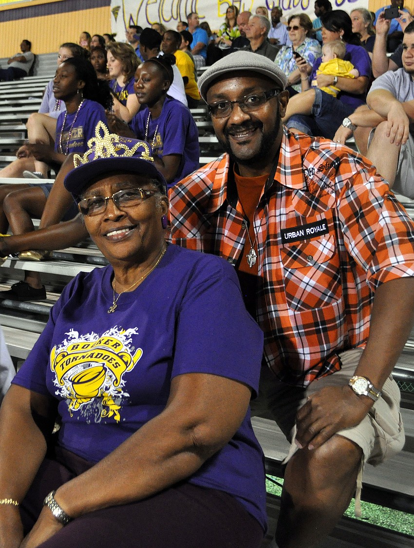 Helen Dixon, a class of 1964 Booker alumna, and Charlie Jones IV