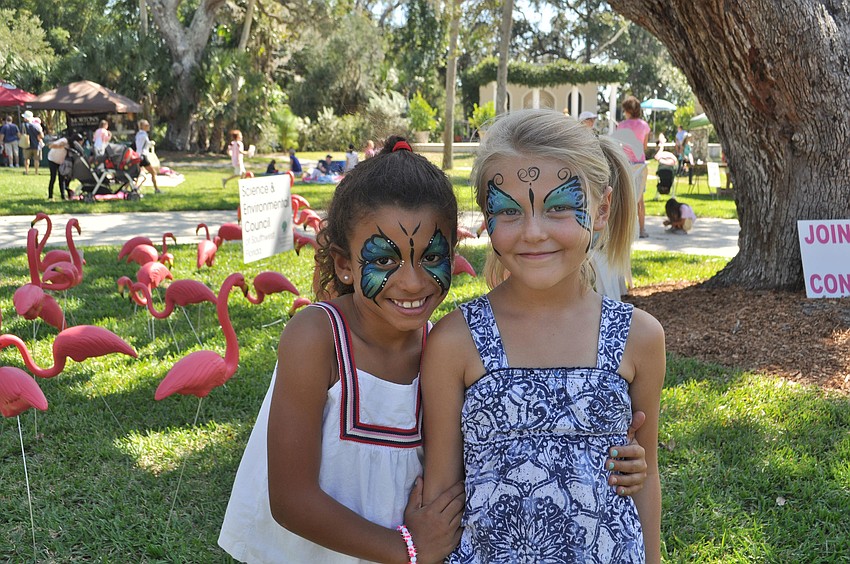 Paola Ovies and Clara May Homeister