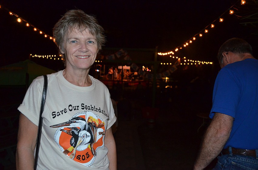 Volunteer Linda Gnass