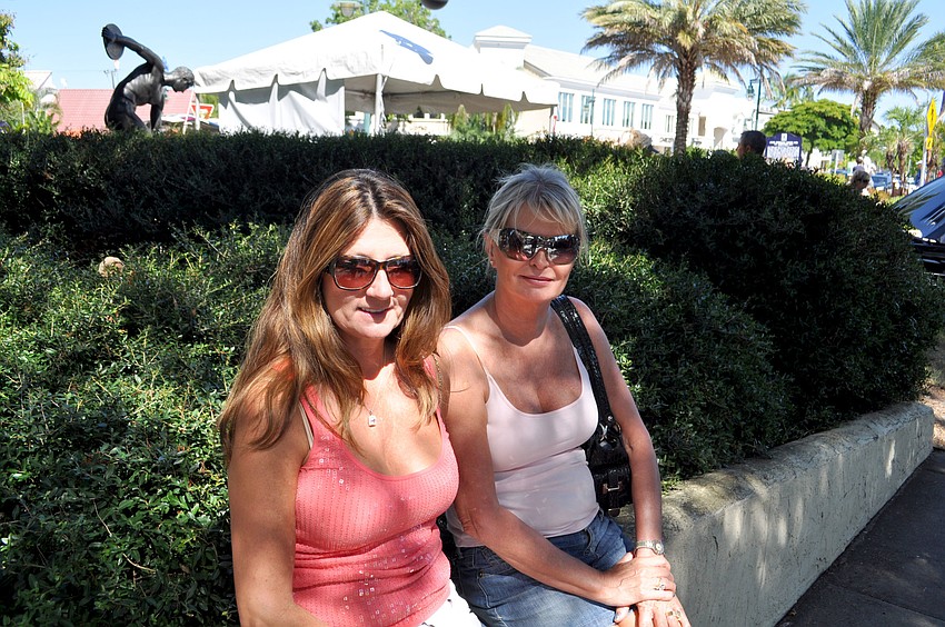 Stephanie McCulloch and Ramona Glanz