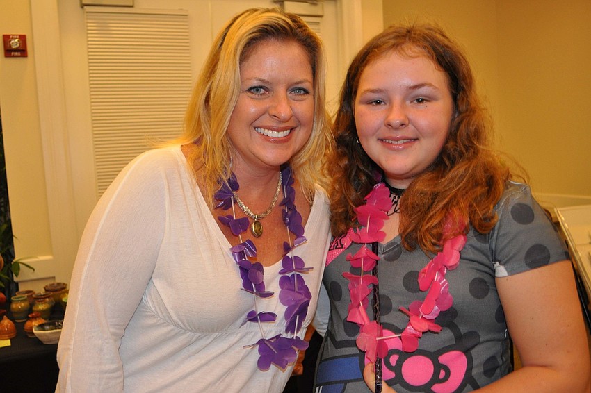 Lorii and Meridienne Weile enjoyed looking at all the artwork.