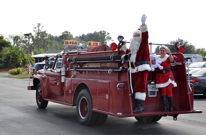 Santa Claus says goodbye to the children