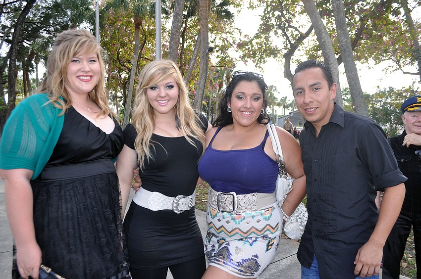 Amariah and Analiese Nock with Carmen Roeese and Tvinson Acero