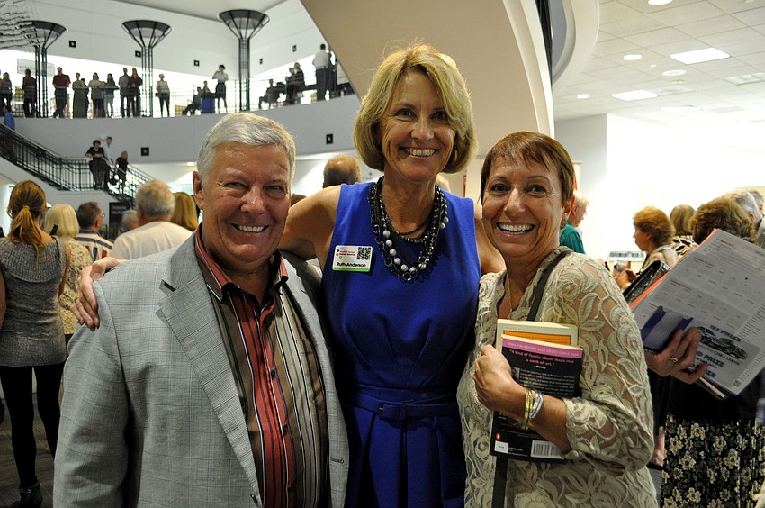 Glyn Moser, Ruth Anderson and Diana Moser