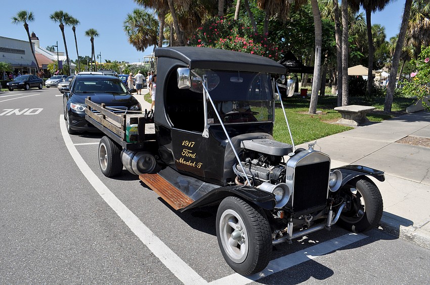 A 1917 Ford Model T