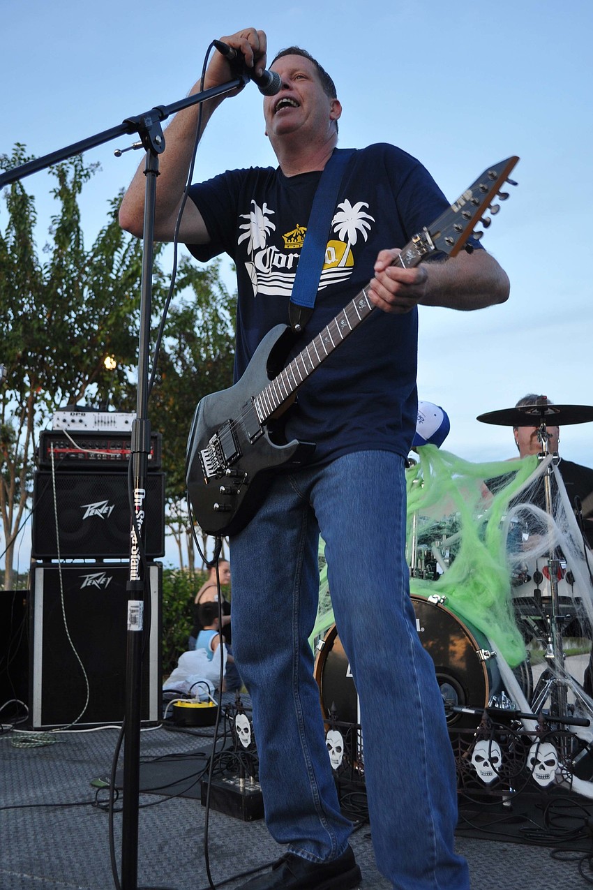 Members of The Grove band provided live entertainment.