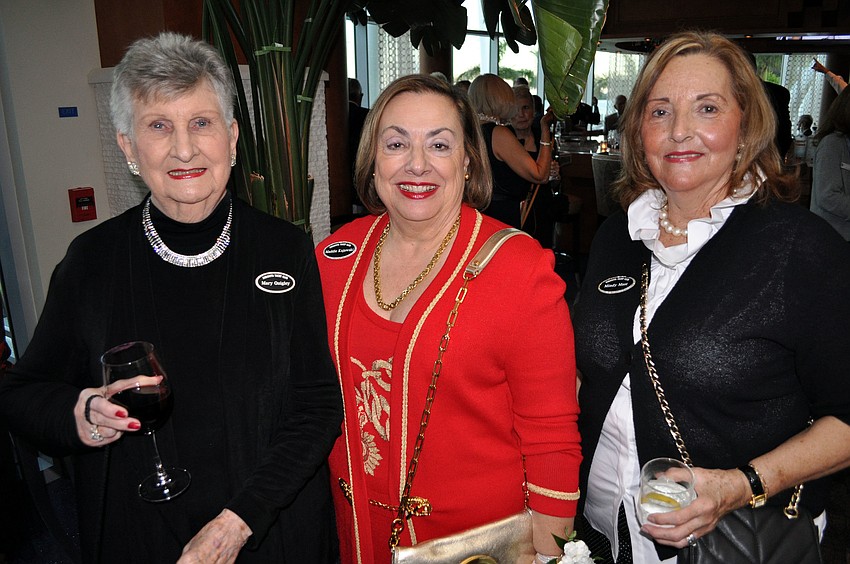 Mary Quigley, Maddie Kujawski and Mindy Mast