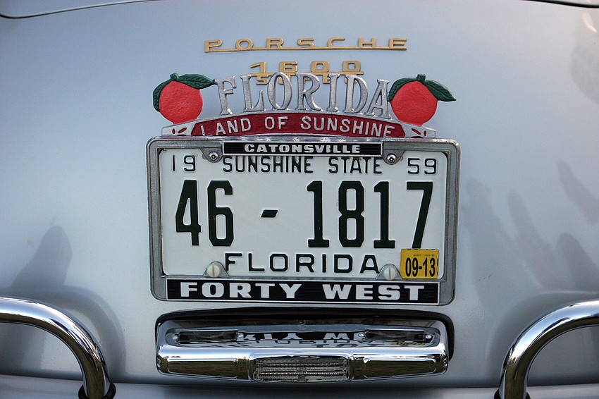 Bob and Connie Schmittâ€™s 19658 356A had a very unique license plate holder.