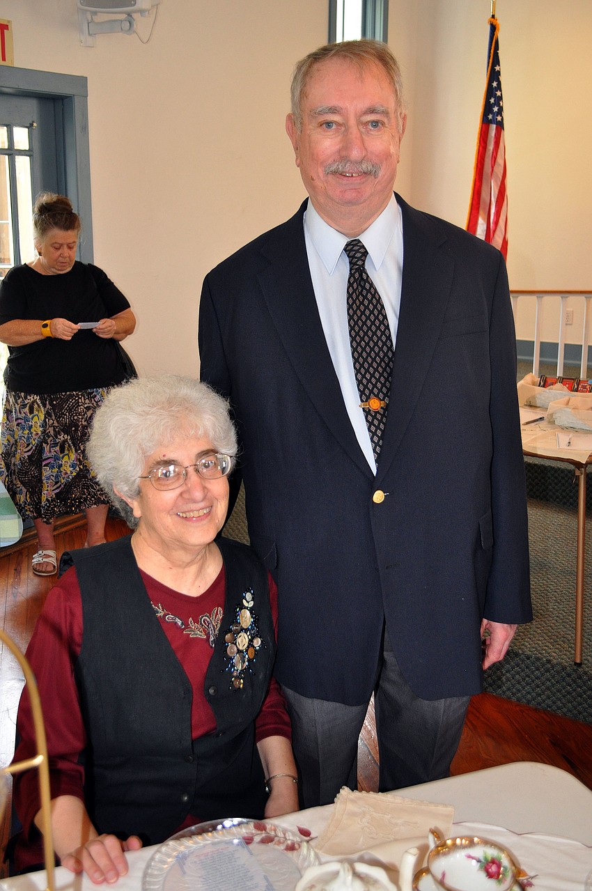 Helen Pelta, president of the Tamiami Trail Button Clubâ€™s, with her husband, Hal.