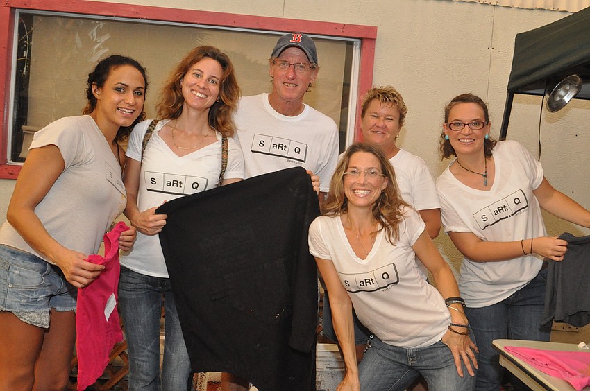 Volunteers Ashley Porter, Emily Steeb, Ken Tebo, Allison Kummery, Sue Ambrioso and Christine Schebilski