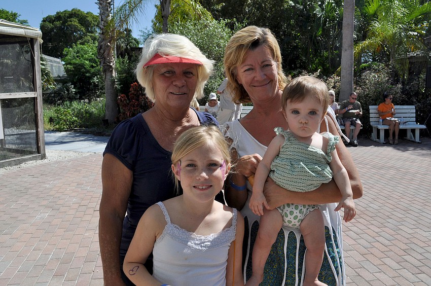 Carol Deckus, Christina Angelo, Kaia Donovan and Bera Donovan