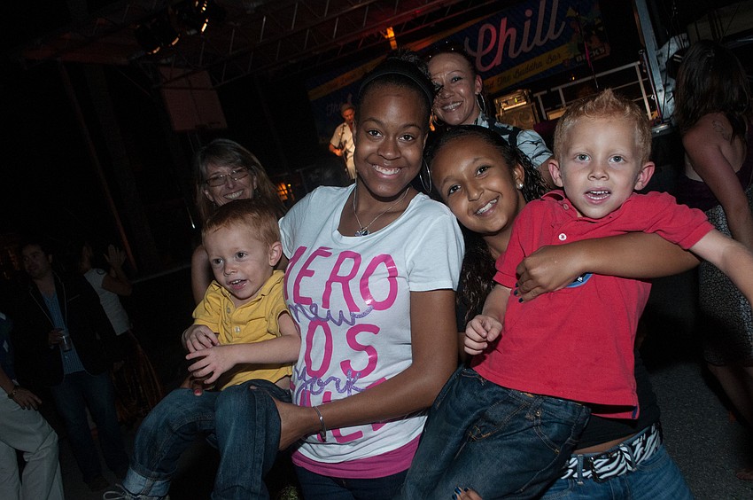Austin Kuicken, Jada Prescod, Aysha Mohamed and Jaiden Kuicken dance to the music.