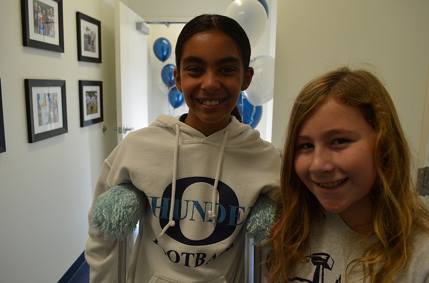 Lexi Currier and Grace Mannion