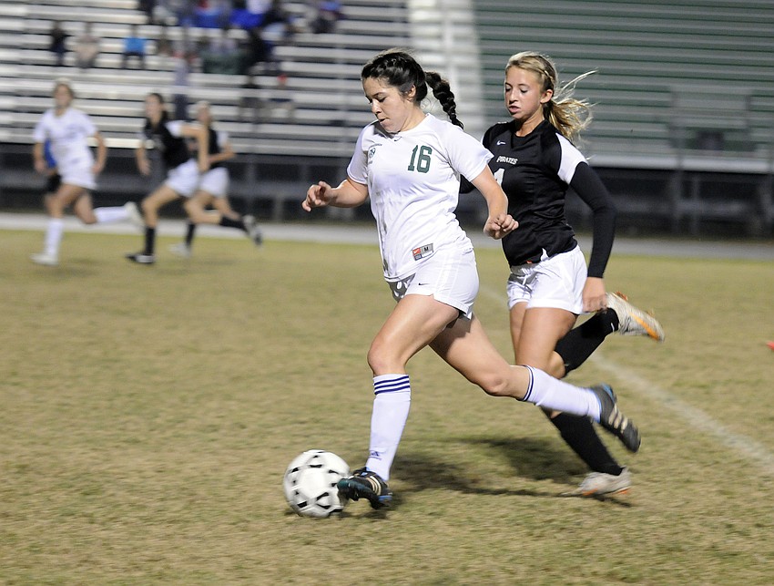 Lakewood Ranch junior Lindsay Martinez was credited with an assist in the second half.