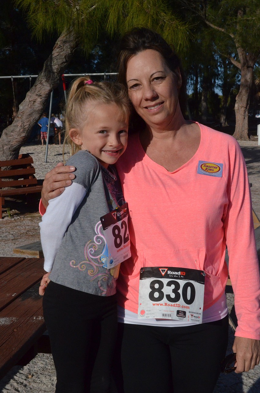 Annalise Miller and her aunt Joyce Simanek