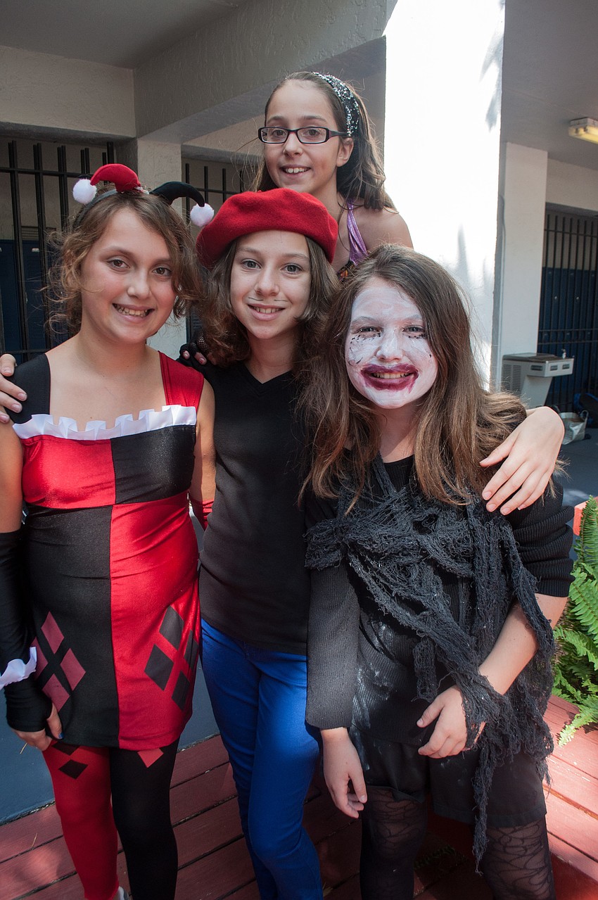 Fifth graders Olivia Knegl, Erin Luherson, Samantha Alves and Gillette Baner