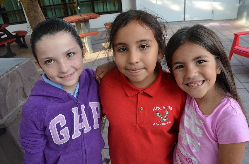 Riley Kuhn, Alondra Martinez and Vivian Mendoza