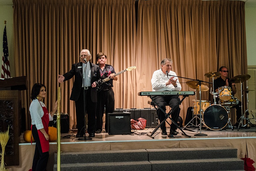 Rev. Fausto Stampiglia thanks the hospitality committee for their hard work in organizing the event.