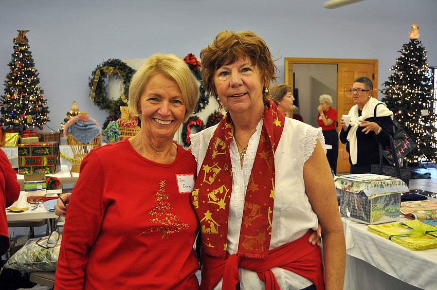 Jan Davin and Carole Salmon