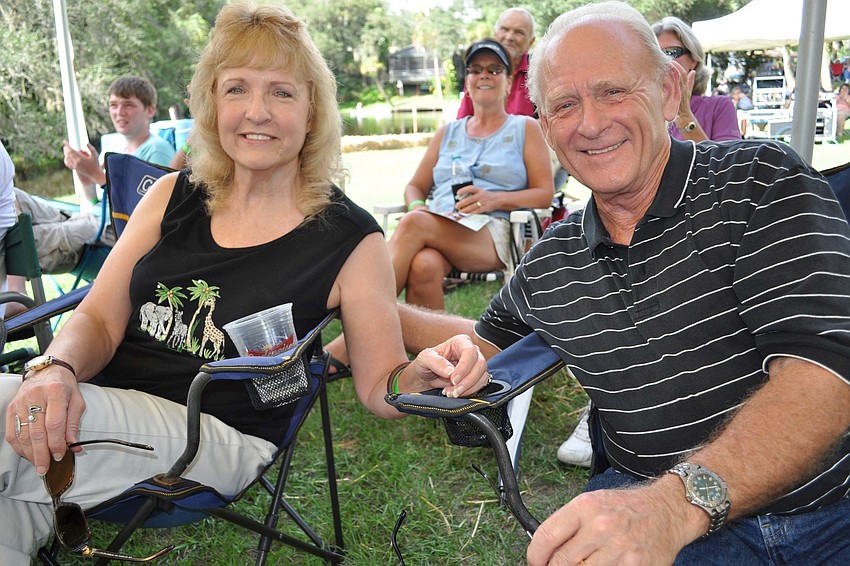 Eleanor Lee joined her friend, Whisper Bend resident for a front-row spot.