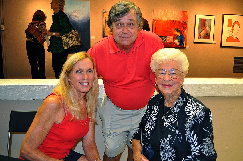 Barbara and Tom Jendrysik with Nell Rude