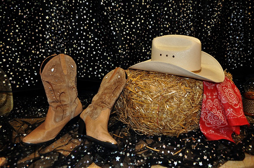 Bird Key Yacht Club was decked out in all sorts of country props including haystacks, cowboy hats and plenty of checkered patterns.