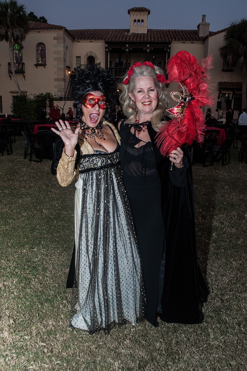 Tammy Rowan and Sandy Reminga