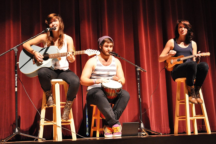 Daphne VonCannon, Israel Olma and Lexi Moore performed â€œStill Havenâ€™t Found What Iâ€™m Looking For.â€