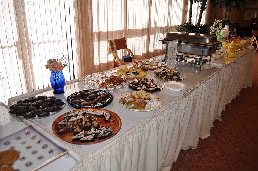 Coffee, sweets and hotdogs were offered for those who attended the Holiday Happening Sunday, Dec. 2, at Temple Beth Israel.