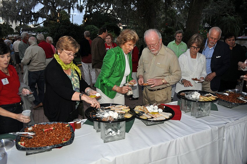 Those in attendance enjoyed cookies and other sweets as well as wine and hot apple cider.