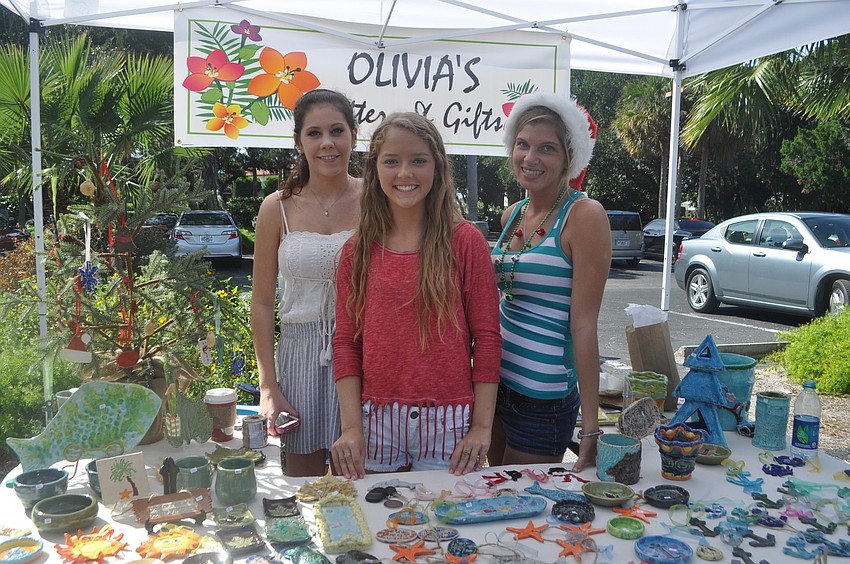 Olivia Alstrom, Tiffany Dixon, Taylor Roberts