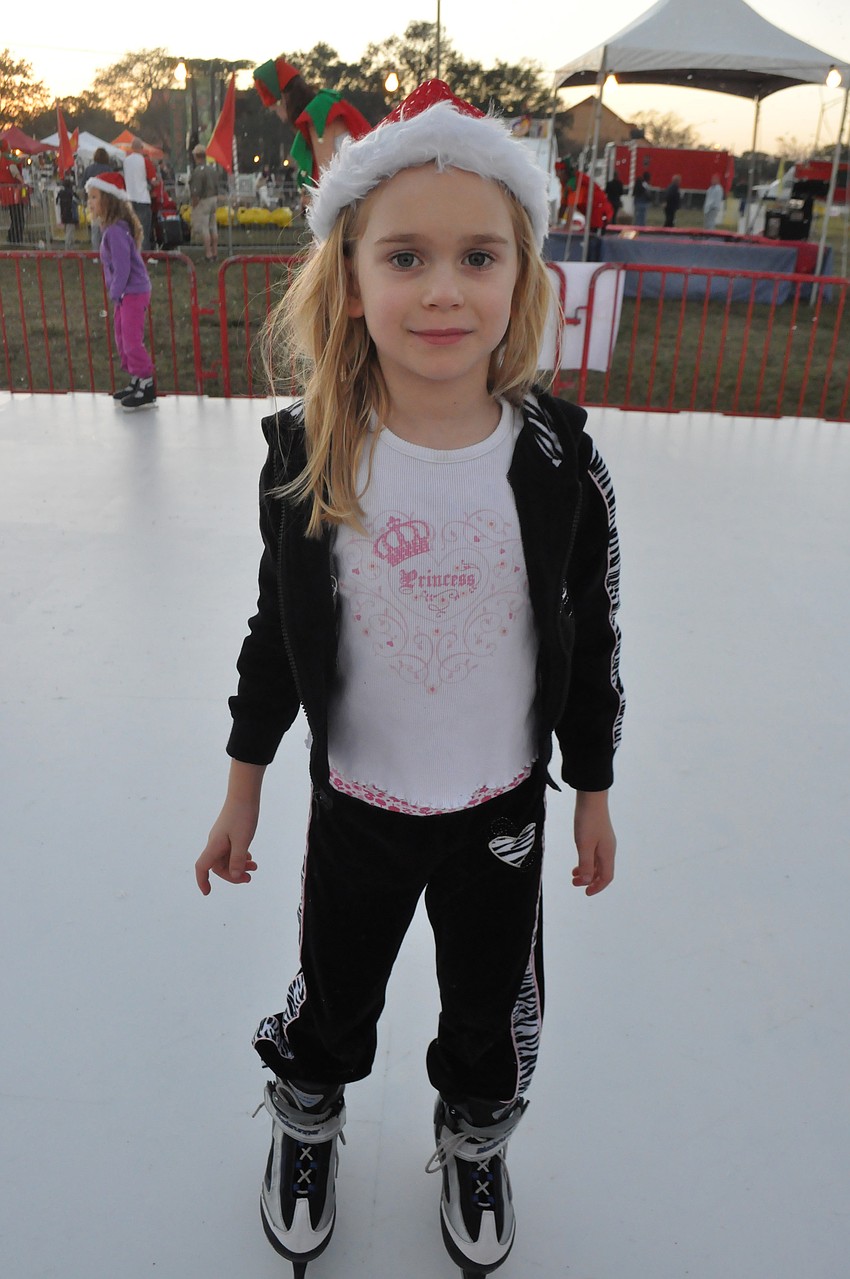 EsmÃ©e Dieckman, 6, ice - skates.